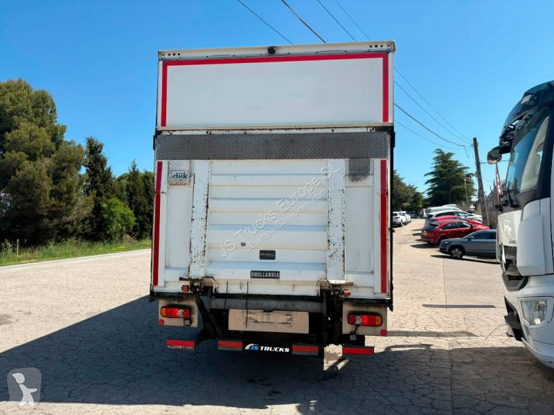 Volvo 240 truck
