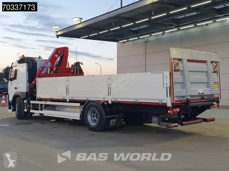 Volvo 330  4X2 EFFER 125/4S Crane Kran 1500kg...