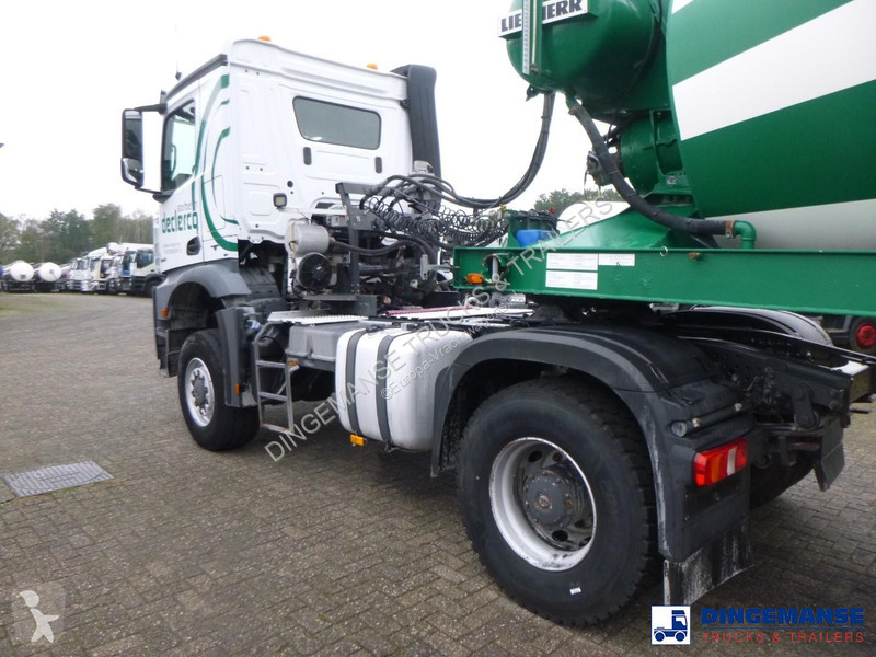 Kamion Mercedes 1943 4x4 Euro 6 + Liebherr...