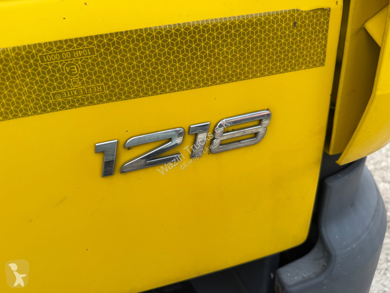 Mercedes 1218 truck