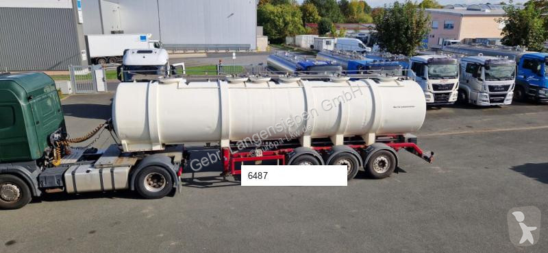 Magyar Fabr.  (Nr. 6487) truck