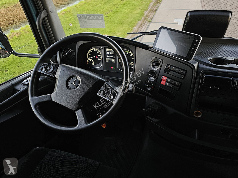 Teherautó Mercedes ATEGO 916 Box Curtainsider...