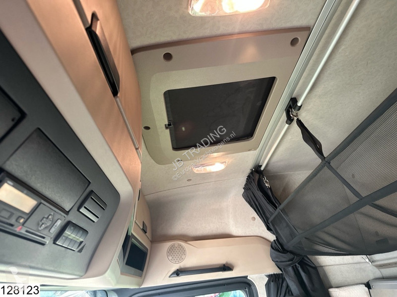 Vrachtwagen Mercedes 2548 EURO 6, 6x2, Lift...