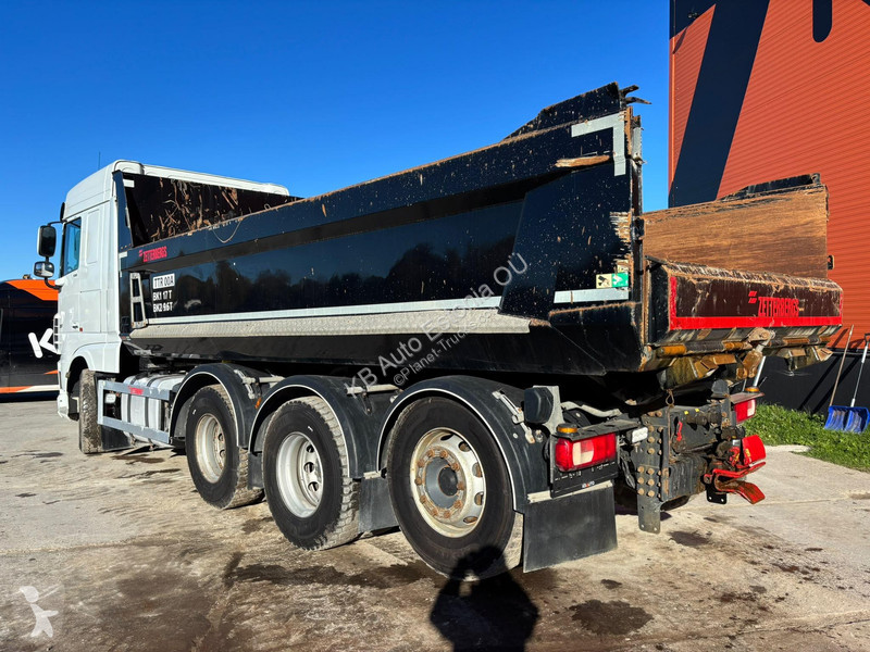 DAF 530 8x4*4 BOX L=6036 mm truck