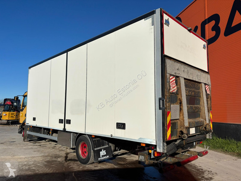 Volvo 240 4x2 BOX L=7694 mm truck