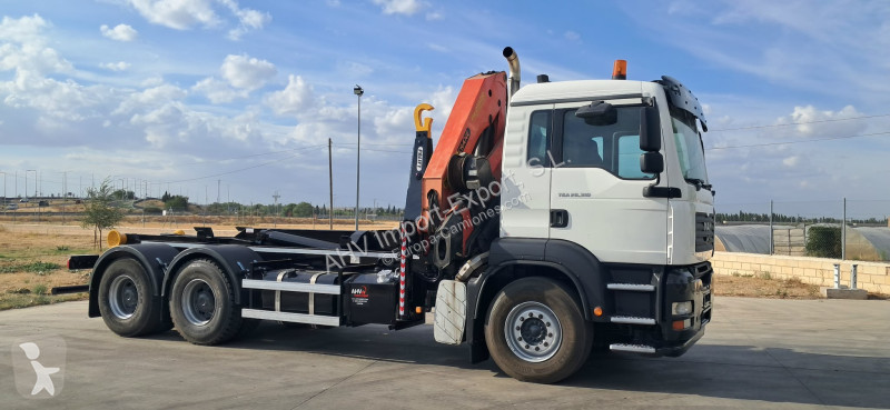 MAN 310 truck