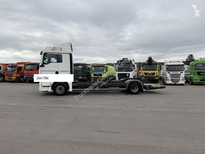 MAN TGX 18.400 4x2 BDF/HB truck