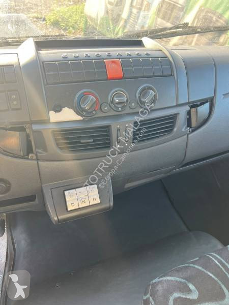Lastbil Iveco 100 E 18