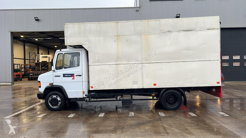 Kamion Mercedes 814 (POMPE MANUELLE / MANUAL...