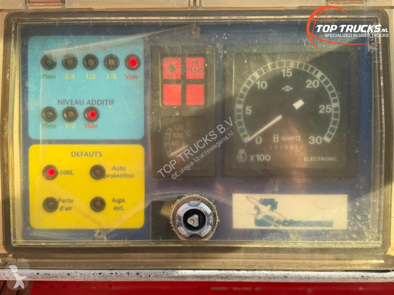 Renault M 210 4x4 3,500 liter water tank -...