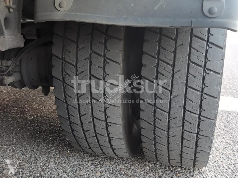 Vrachtwagen Renault D12.240