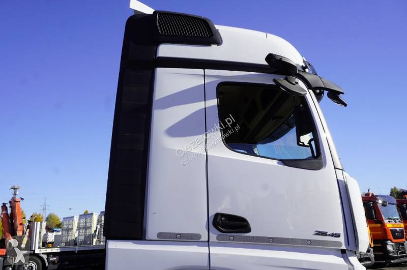 Kamion Mercedes 2545 L