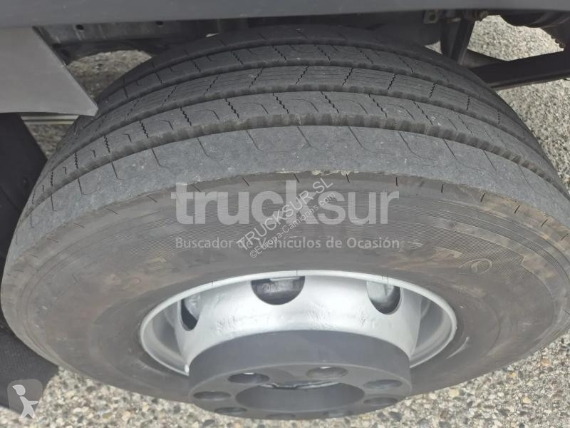 Iveco EUROCARGO 140E 250 truck