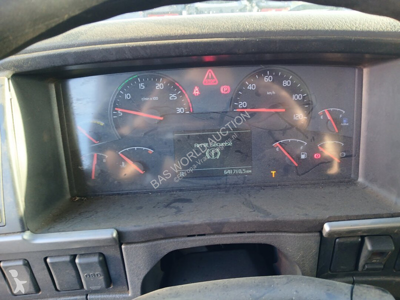 Volvo 500 truck