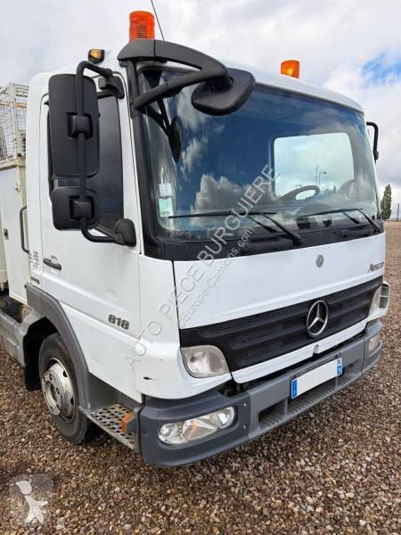 Lastbil Mercedes 818