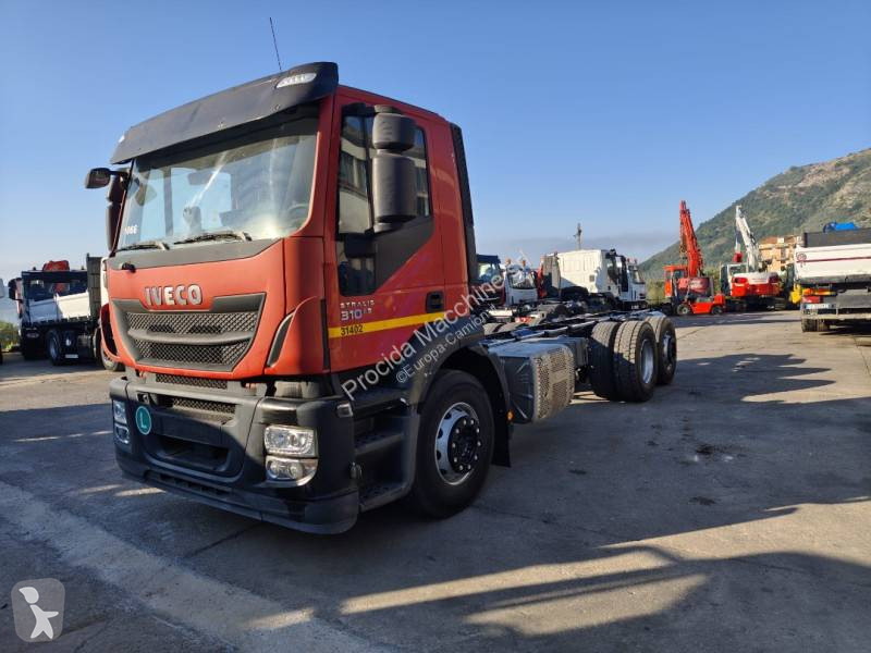 Iveco AD 260 S 31 truck