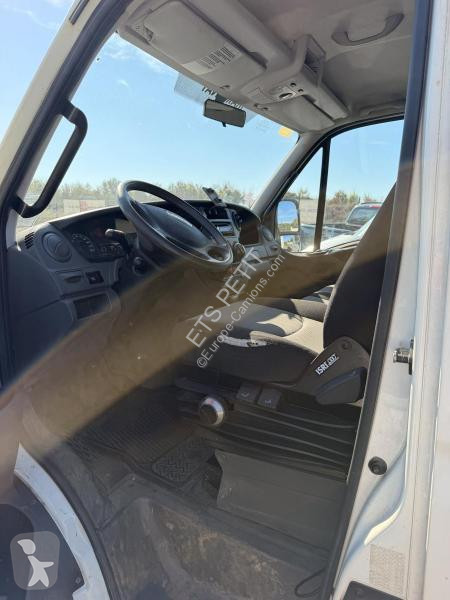 Kamion Iveco 65C15