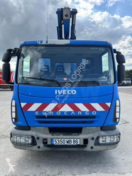 Iveco 100 E 19 truck