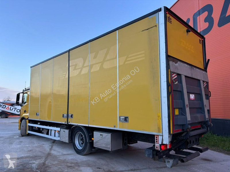 شاحنة Mercedes 1827 4x2 LOW MILEAGE ! / BOX...