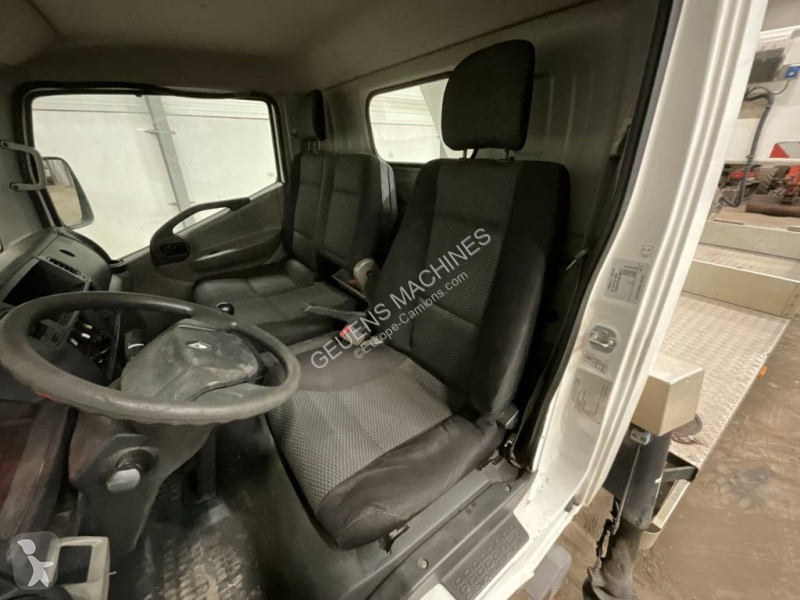 Kamion Renault 120 + multitel mt202