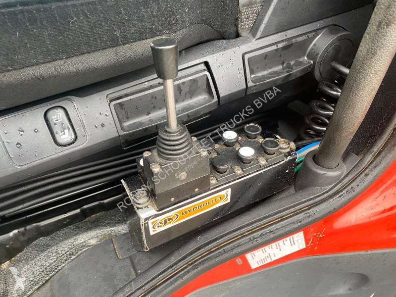 Kamion Mercedes 3243 K