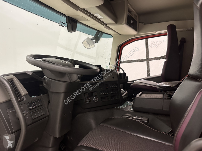 Kamion Volvo 420 - 6x2