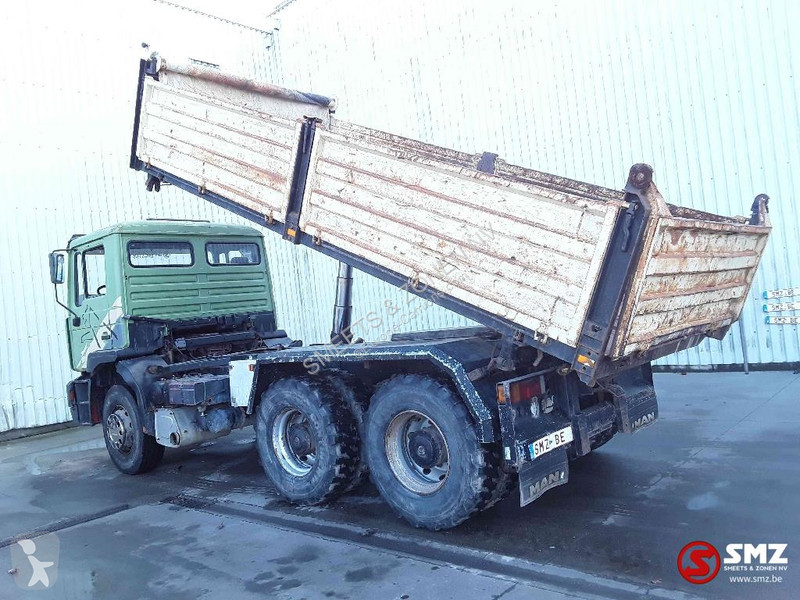 Vrachtwagen MAN