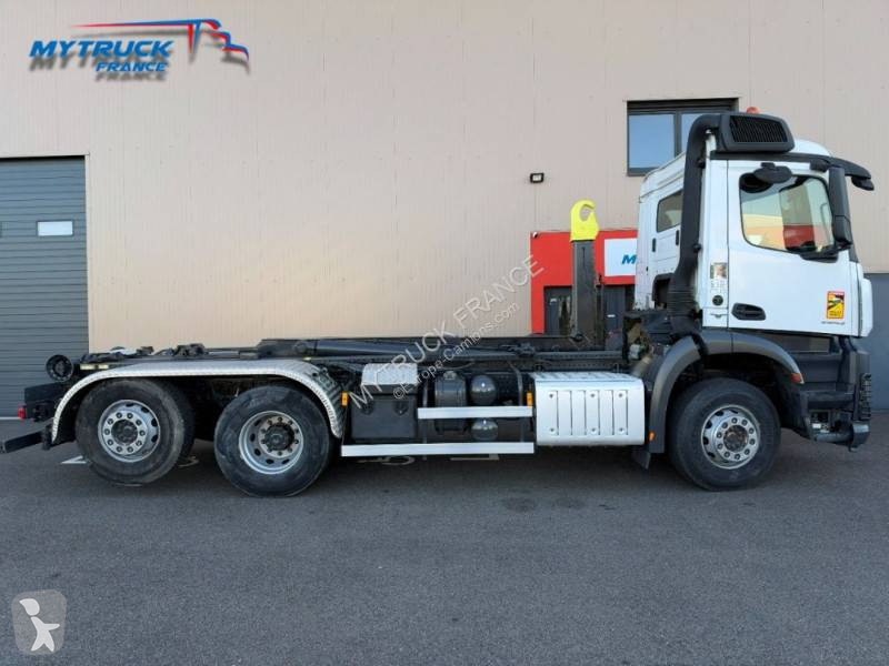Teherautó Mercedes 2543 NLG