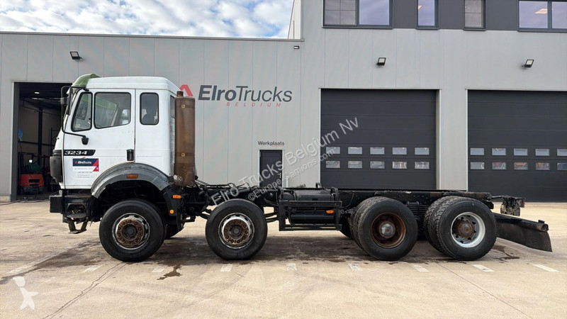 Vrachtwagen Mercedes SK (V6 / BOITE MANUELLE /...