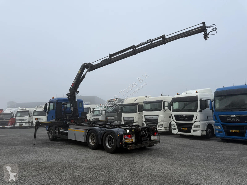 Teherautó MAN 28.360 6x2 Hiab 220C crane, NCH