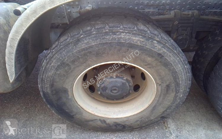 Vrachtwagen Mercedes n/c
