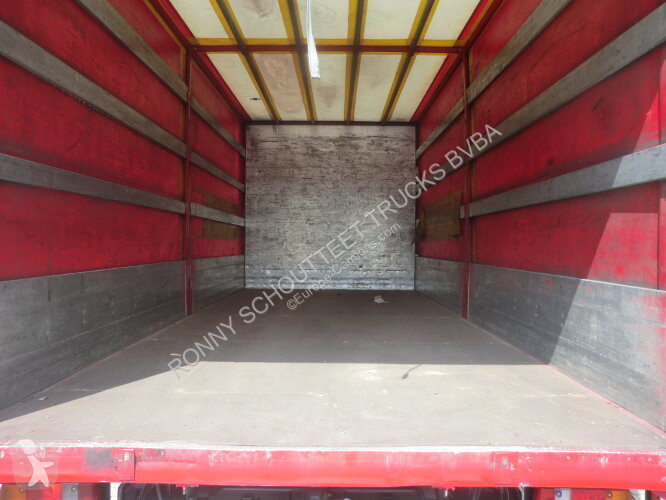 Vrachtwagen MAN TGL 8.210 BL 4x2