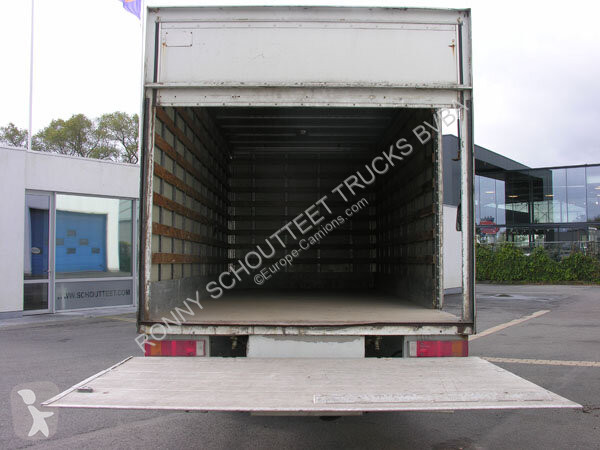 Vrachtwagen Iveco EuroCargo 120E/21 EuroCargo...