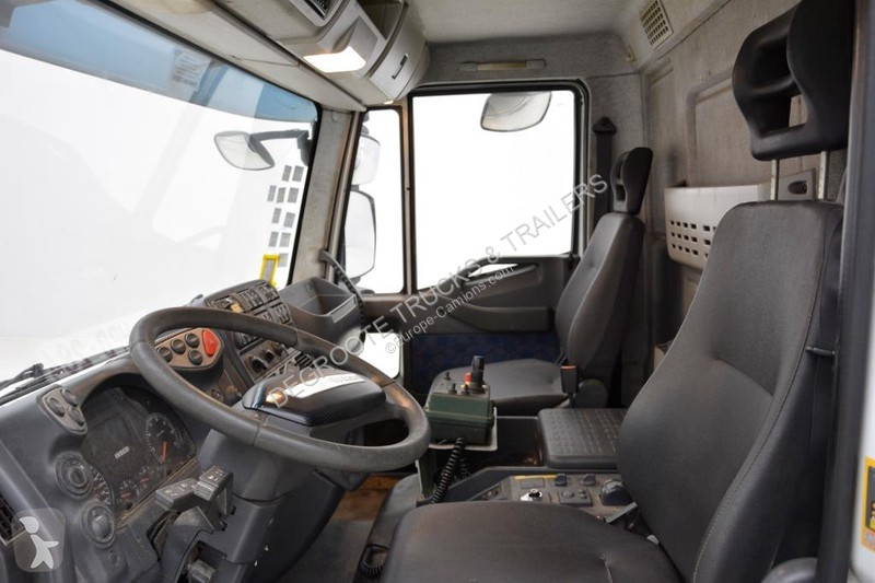 Camion Iveco 120E18
