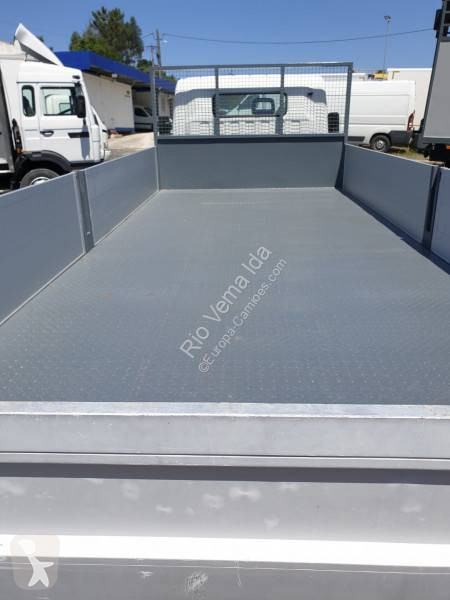 Camion Mitsubishi Fuso