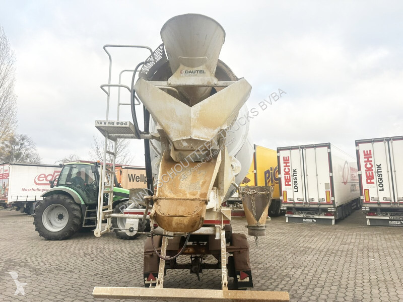 شاحنة Liebherr HTM 904F Betonmischaufbau 9m³...