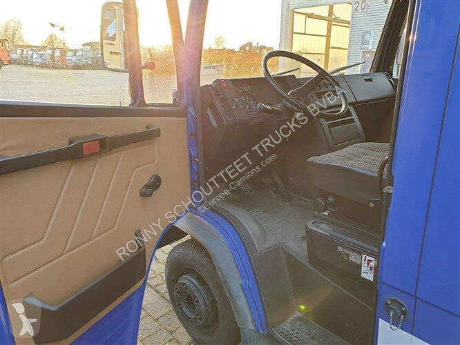 Vrachtwagen Mercedes 508 D 4x2 Doka 508 D 4x2...