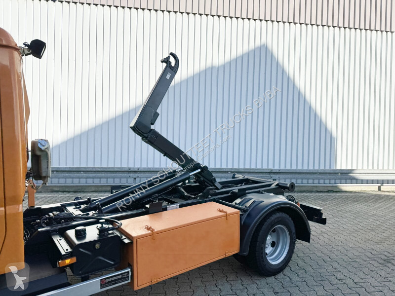 Kamion Mitsubishi Canter Fuso 6C15D 4x2 Doka...