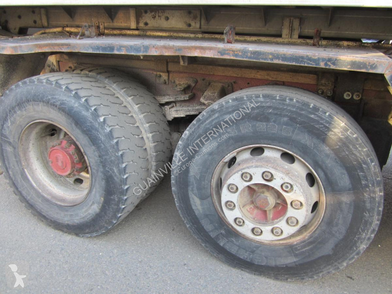 Wegenbouw Renault 300 G