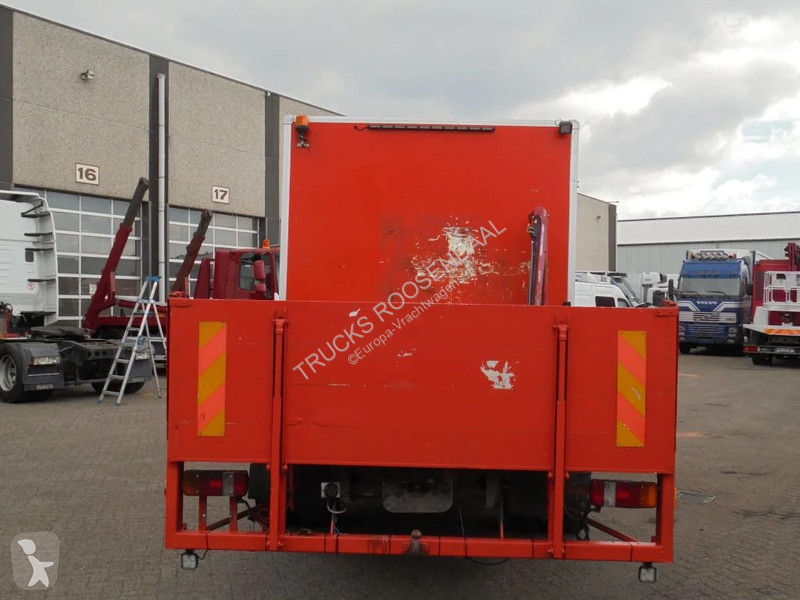 Kamion Volvo 220 + Manual + HMF 150 crane