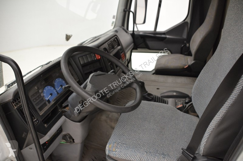 Camion Renault 270 DCi