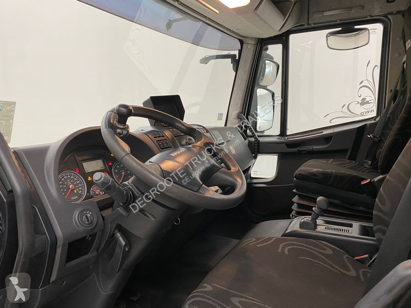 Camion Iveco 140E28