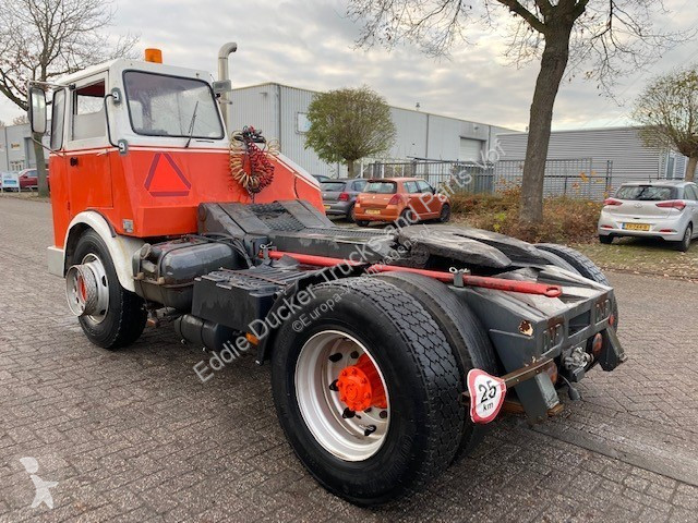 Traktor DAF T DT 320 TERMINAL TREKKER