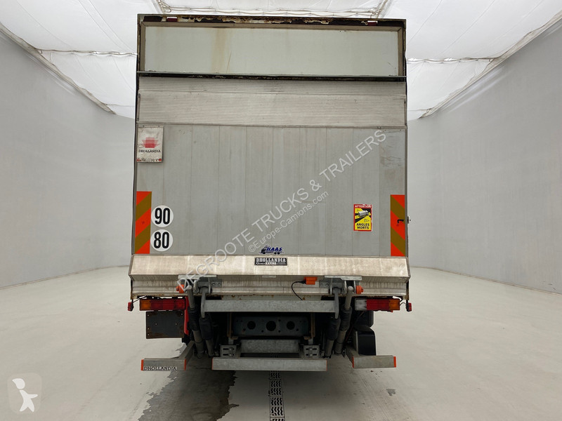 Camion Mercedes 1833