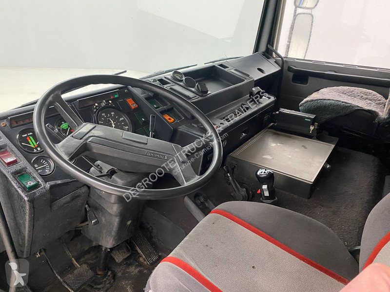 Camion Volvo châssis F10 .320 4x2 Gazoil occasion n°8127512