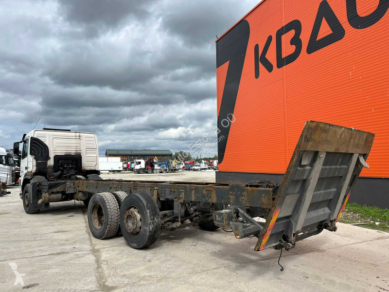 Kamion Volvo 9 300 6x2 CHASSIS L=8779 mm