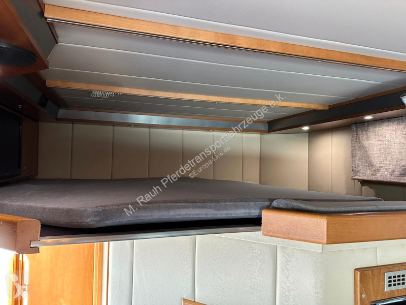 Camion Scania ferdetransporter