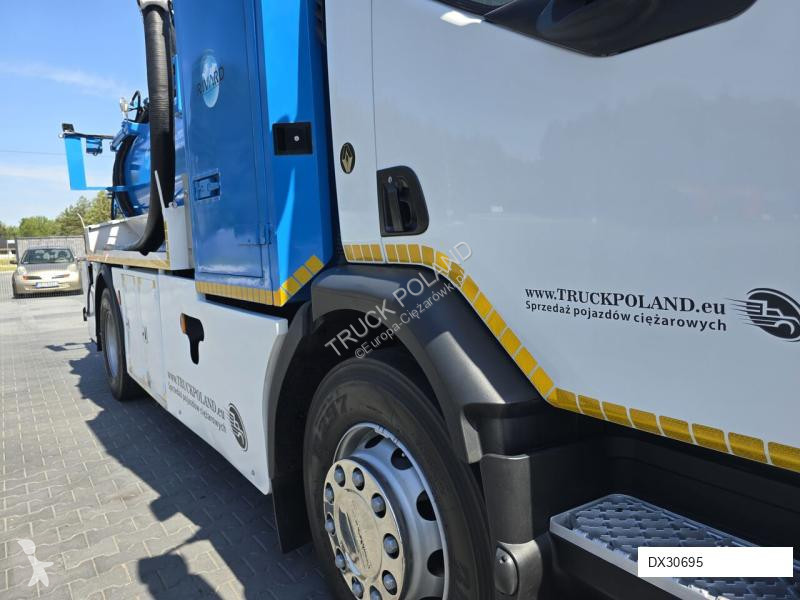 Камион Renault RIVARD HYDROCURE