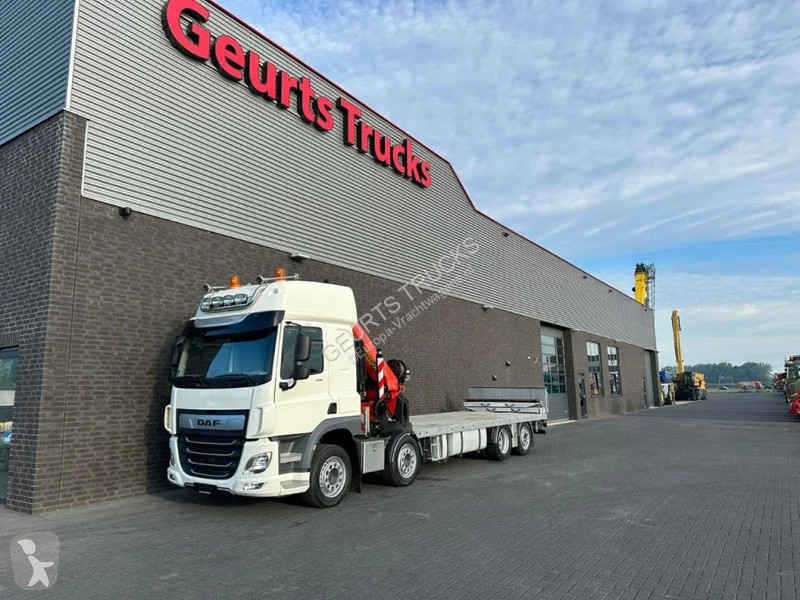 Camión DAF CF 450 8X2 OPRIJWAGEN/MACHINE...