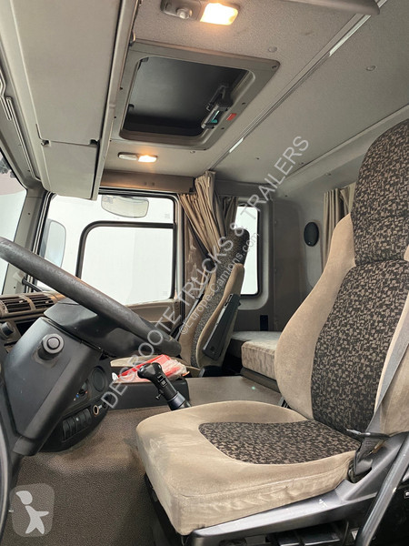 Camion DAF 410